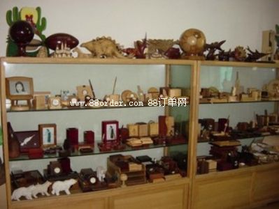大連易和木制品發(fā)展有限公司